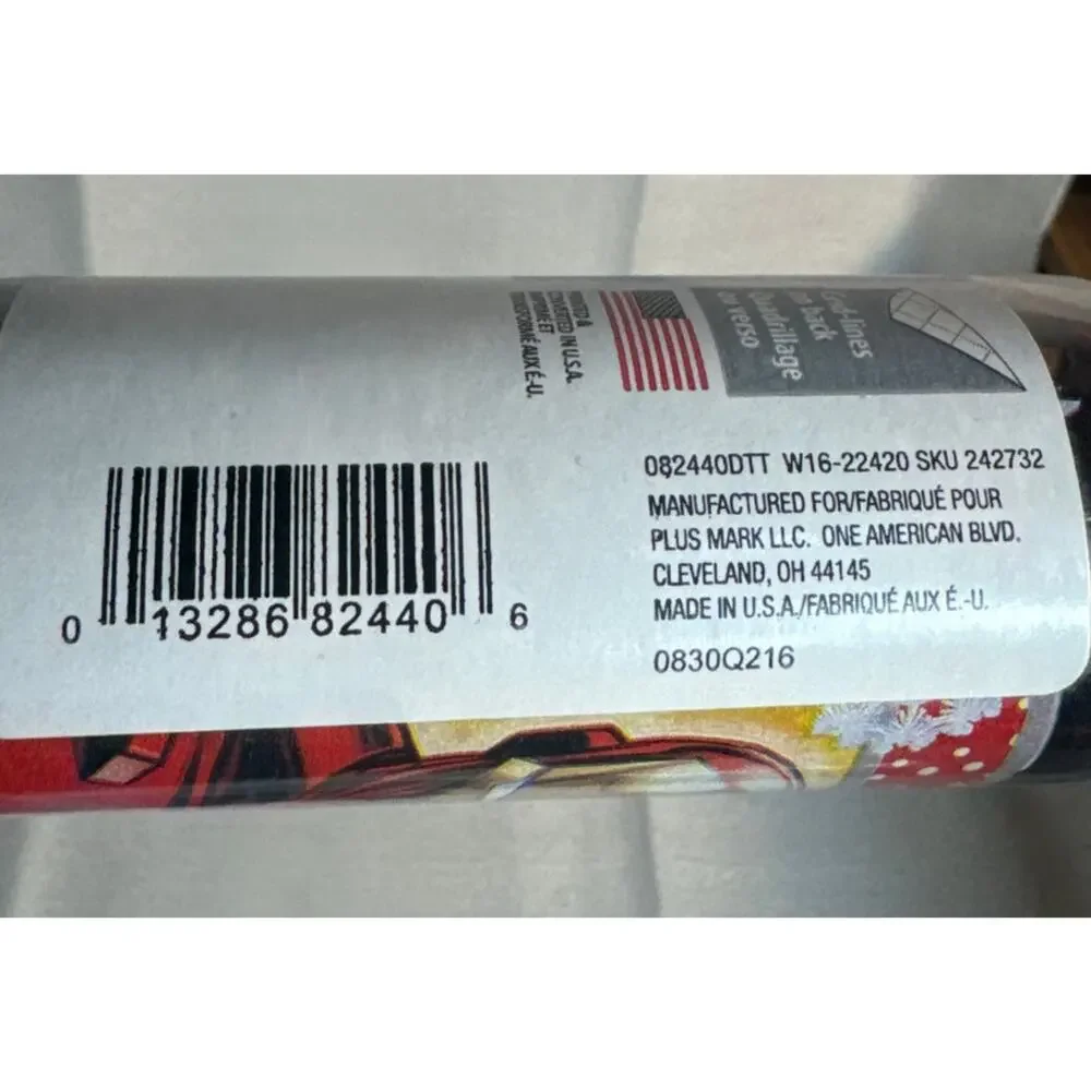 Marvel Avengers Holiday Christmas Wrapping paper 20 sqft -sealed dents